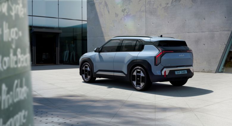 기아 EV3 측후면 외장 디자인.