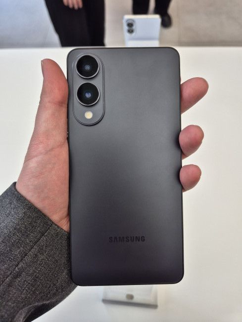 갤럭시 S25 엣지 후면