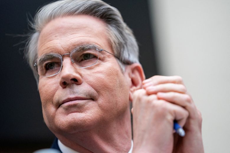 스콧 베선트 미국 재무장관은 7일(현지시간) 워싱턴D.C.에서 열린 청문회에서 증언을 하고 있다. 워싱턴D.C./로이터연합뉴스