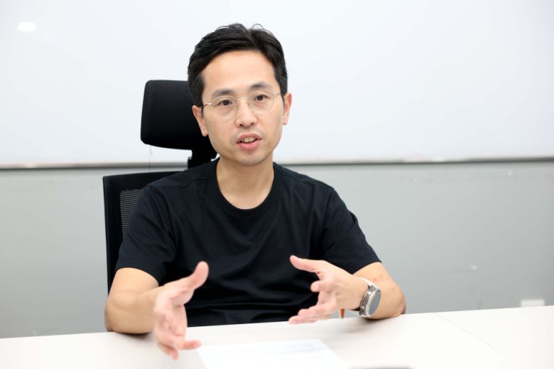 유종만 오가노이드사이언스 대표가 11일 경기 성남시 오가노이드사이언스에서 본지와 인터뷰를 갖고 있다.