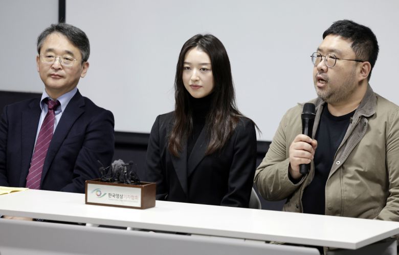 1월 9일 서울 강남대로 한 센터에서 열린 JMS 대법원 선고 관련 기자간담회에서 조성현 PD가 발언하고 있다. (뉴시스)