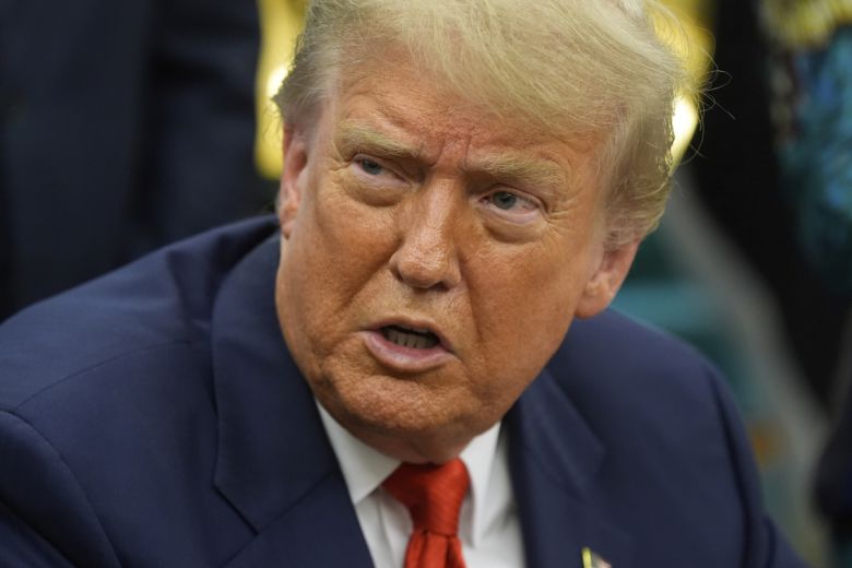 도널드 트럼프 미국 대통령이 6월 27일(현지시간) 미국 워싱턴D.C.에서 기자회견을 하고 있다. 워싱턴D.C./AP연합뉴스