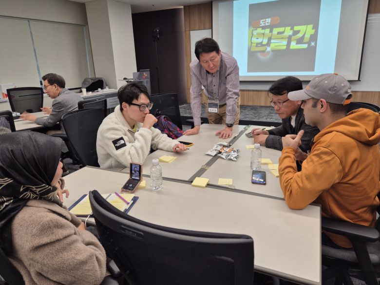 7일 서울 강남구 SK오너스라운지에서 진행된 ‘이투데이 외국인 유학생 네트워크(ISN) 200 코칭 프로그램’ 오리엔테이션 현장.