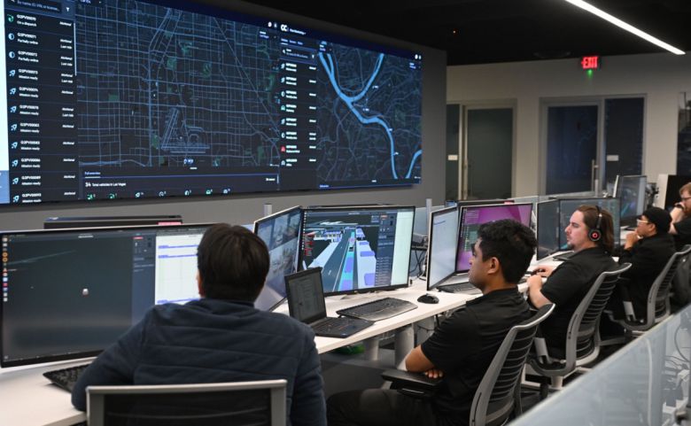 미국 라스베이거스에 있는 모셔널 테크니컬 센터 내 관제실.