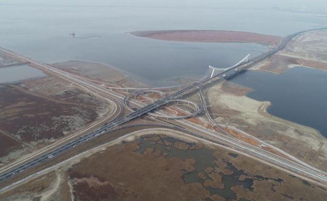 ▲새만금 내부 간선도로인 동서도로와 남북도로가 만나는 교차로 항공사진. ⓒ