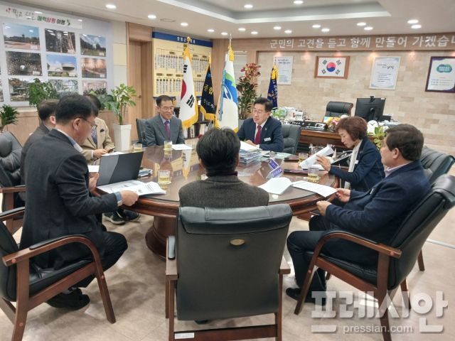 ▲경기도교육청학생교육원은 24일 양평군과 학생교육원 이전 협력 방안을 논의했다. ⓒ경기도교육청