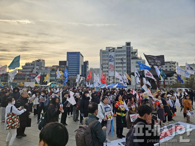 ▲29일 광주 동구 민주광장에서 제20회 광주시민총궐기대회.2025.03.29ⓒ프레시안(김보현)