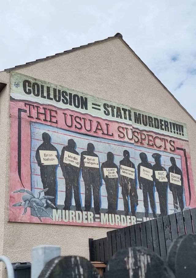 ▲ 영국 정보기관 등 학살에 책임이 있는 8개의 기관들을 지목한 '뻔한 용의자들' ⓒ손호철