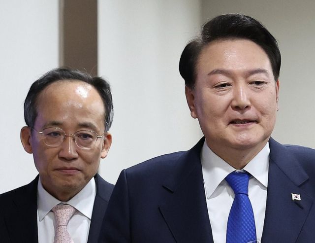 ▲추경호 전 국민의힘 원내대표와 윤석열 전 대통령. ⓒ연합뉴스