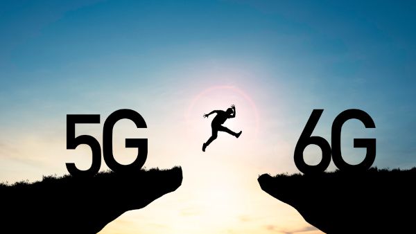 중국 연구팀이 6G를 구현하는 새로운 방법을 개발했다.  [사진: 셔터스툭]