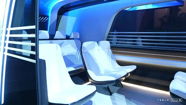 테슬라 로보밴 실내 인테리어 [사진: 테슬라 유튜브]