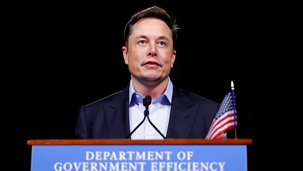 트럼프 2기 행정부에서 정부효율부(DOGE)를 이끌고 있는 일론 머스크 [사진: Reve AI]