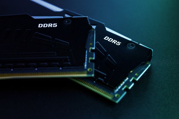 DDR5 메모리 가격 폭등으로 콘솔 시장에 파장이 일고 있다. [사진: 셔터스톡]