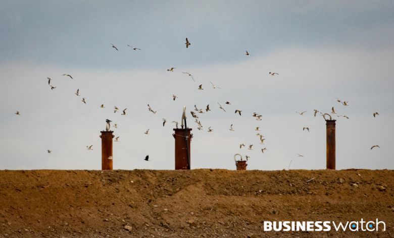 매립 완료된 매립지에 세워진 가스파이브관/사진=이명근 기자 qwe123@