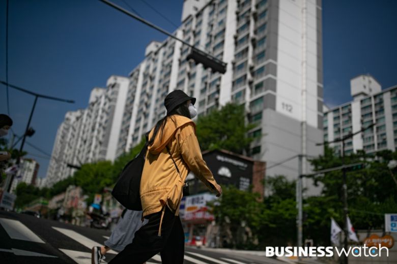 가계대출 관리방안과 상반되는 청년 대출 방안/사진=이명근 기자 qwe123@