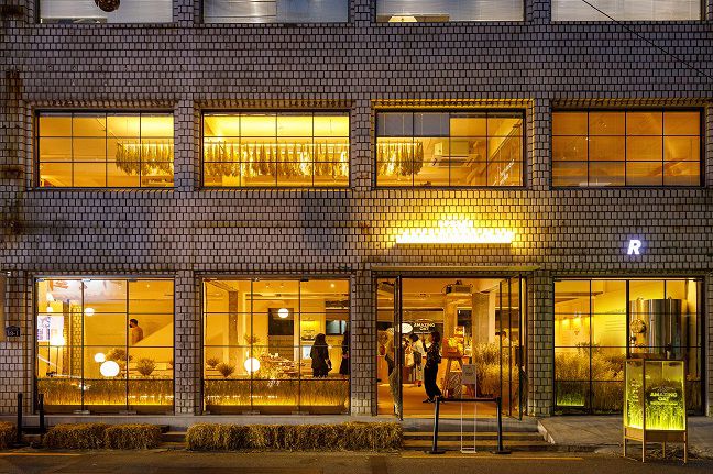 매일유업은 오트밀크가 대체유 시장을 이끌 것으로 전망했다. 사진은 서울 성수동의 어메이징오트 팝업 카페./사진제공=매일유업