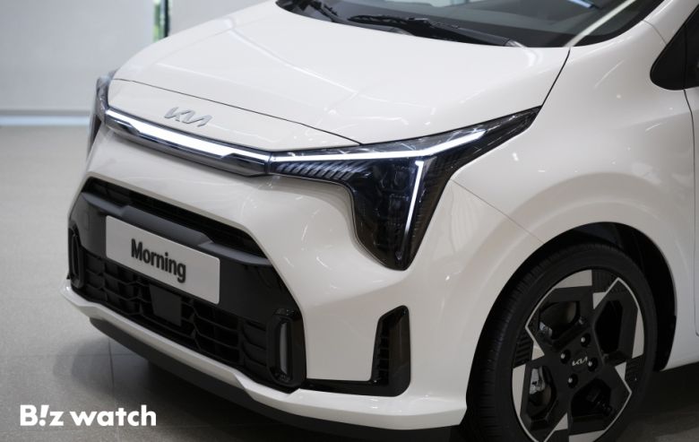 4일 오전 인천시 미추홀구 기아 인천플래그십스토어에서 열린 기아 '더 뉴 모닝' 포토미디어 데이 행사에 '더 뉴 모닝'이 전시되어 있다./사진=이명근 기자 qwe123@