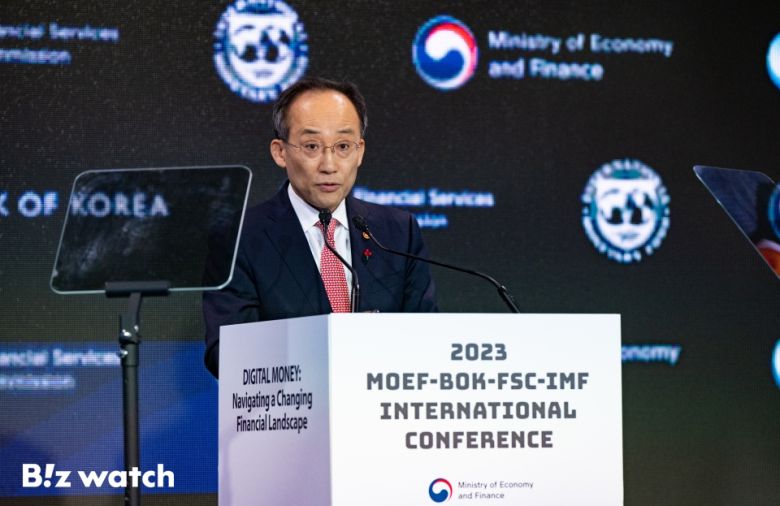 추경호 경제부총리 겸 기획재정부 장관이 14일 서울 종로구 포시즌스호텔에서 열린 정부(기재부·한국은행·금융위원회)와 국제통화기금(IMF)이 공동으로 개최한 국제 콘퍼런스에서 인사말을 하고 있다./사진=이명근 기자 qwe123@