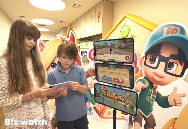 어린이들이 '키즈토피아'를 이용하는 모습 / 사진=LG유플러스 제공