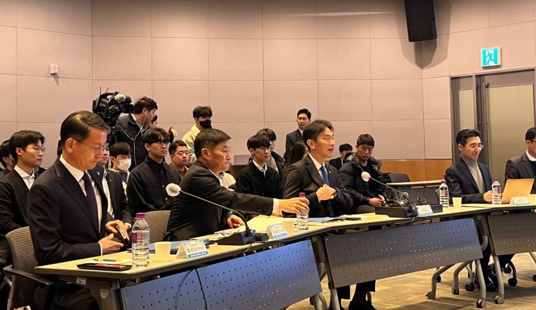 13일 열린 공매도 토론회에서 이복현 금융감독원장이 발언하고 있다./사진=김보라 기자