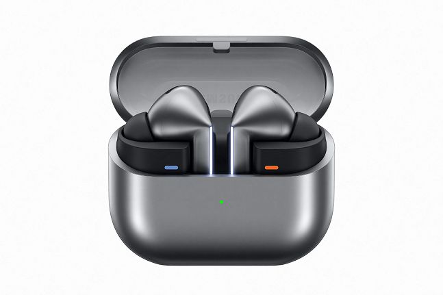 갤럭시 버즈3 프로 실버./사진=삼성전자 제공