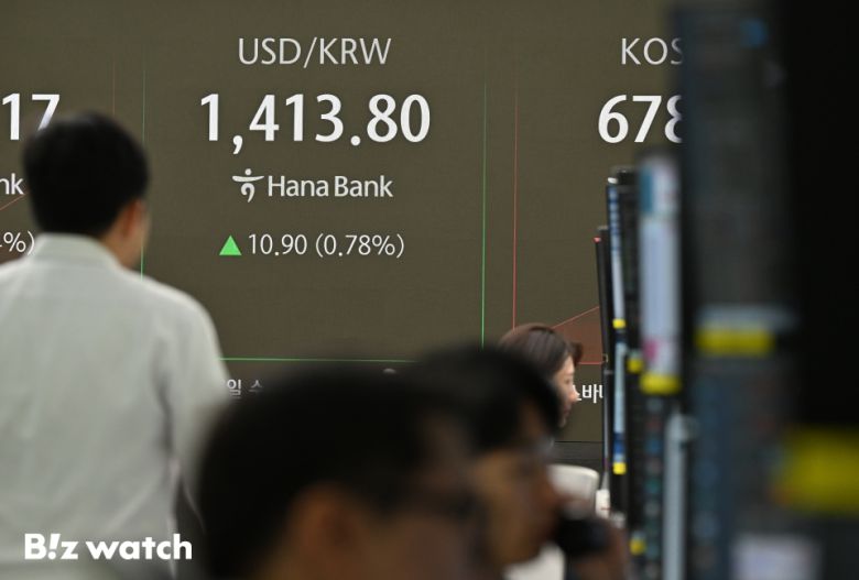 계엄선포 이후 환율 요동/사진=이명근 기자 qwe123@
