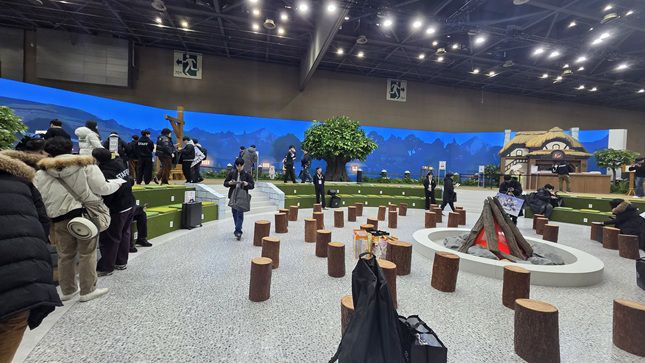 5일 일산 킨텍스 제1전시장에서 열린 'AGF 2025' 내 '마비노기 모바일' 부스. /사진=비즈워치