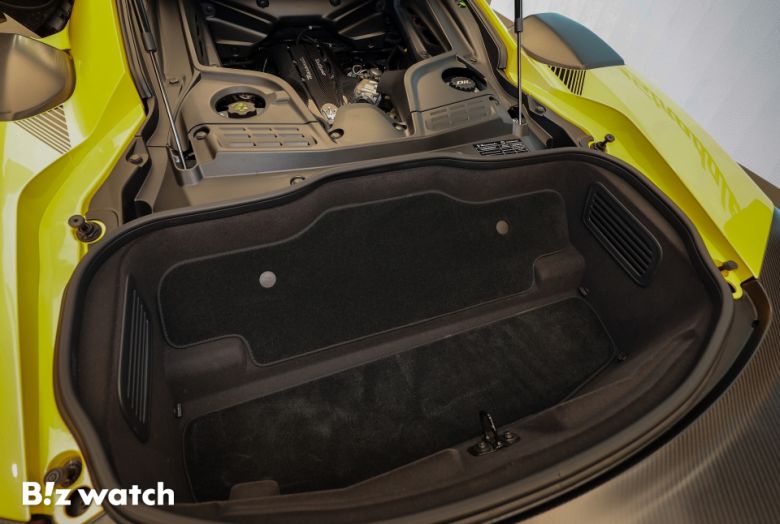 마세라티(Maserati)가 22일 판교 전시장에서 고성능 슈퍼 스포츠카 'GT2 스트라달레(Stradale)'를 국내 공식 출시하고 있다./사진=이명근 기자 qwe123@