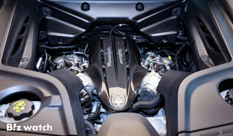 마세라티(Maserati)가 22일 판교 전시장에서 고성능 슈퍼 스포츠카 'GT2 스트라달레(Stradale)'를 국내 공식 출시하고 있다./사진=이명근 기자 qwe123@