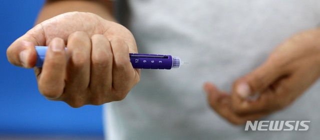 [서울=뉴시스] 고범준 기자 = 삭센다는 고도 비만 환자를 대상으로 하는 자가 주사제다. 2019.09.09. bjko@newsis.com