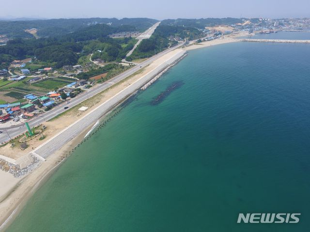 [안동=뉴시스] 정비사업이 끝난 동해 연안. (사진=경북도 제공) 2025.07.08 photo@newsis.com