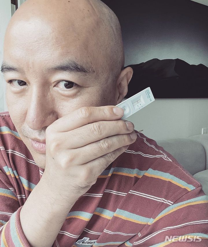 [서울=뉴시스] 홍석천. 2021.11.12. (사진 =홍석천 인스타그램 캡처) photo@newsis.com