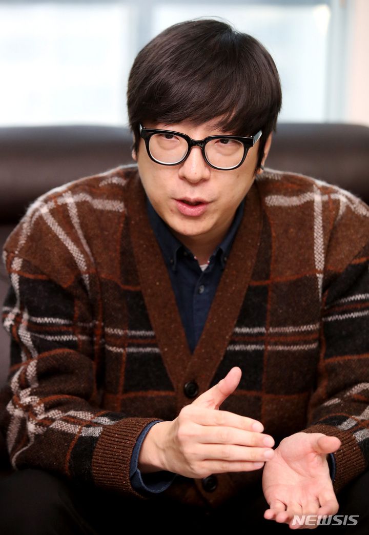 [서울=뉴시스] 김진아 기자 = 유동훈 시큐리온 대표가 2일 서울 송파구 시큐리온에서 뉴시스와 인터뷰를 하고 있다. 시큐리온의 모바일 안티바이러스 솔루션 ‘온AV(OnAV, 온백신)’가 종합 탐지율 100%로 26번째 AV-TEST 인증을 획득했다. 2023.03.06. bluesoda@newsis.com