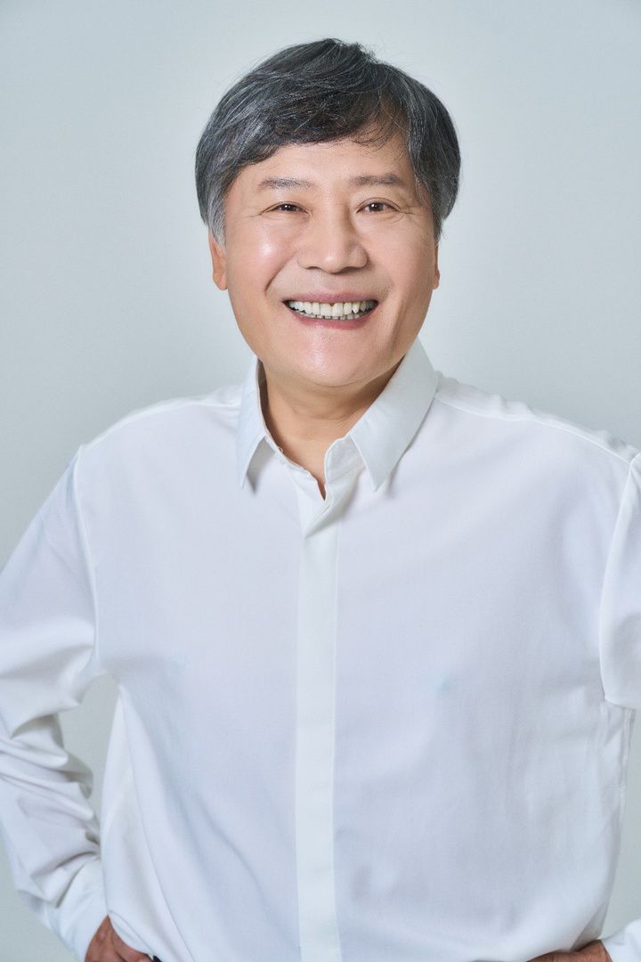 최홍일, 배우 *재판매 및 DB 금지