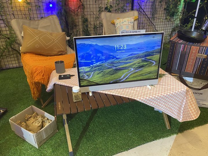 [서울=뉴시스] HP 이동식 일체형 PC 신제품 'HP 엔비 무브 24'. (사진=동효정 기자) 2023.10.06.  *재판매 및 DB 금지