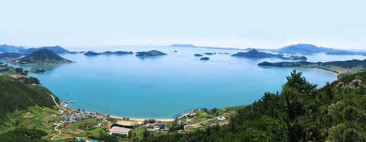 [여수=뉴시스] 여수 청심국제해양청소년수련원앞 바다 전경. (사진=수련원 제공) 2024.02.18. photo@newsis.com *재판매 및 DB 금지