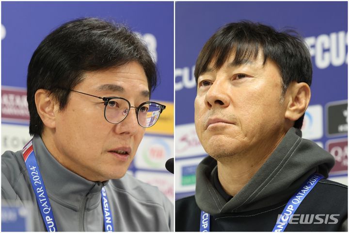[도하(카타르)=뉴시스] 황준선 기자 = 황선홍(왼쪽) U-23 대한민국 축구 국가대표팀 감독과 신태용  U-23 인도네시아 축구 국가대표팀 감독이 24일(현지시간) 카타르 도하 압둘라 빈 칼리파 스타디움에서 2024 아시아축구연맹(AFC) U-23 아시안컵 8강전을 앞두고 열린 기자회견에서 취재진의 질문에 답변하고 있다. 2024.04.24. hwang@newsis.com