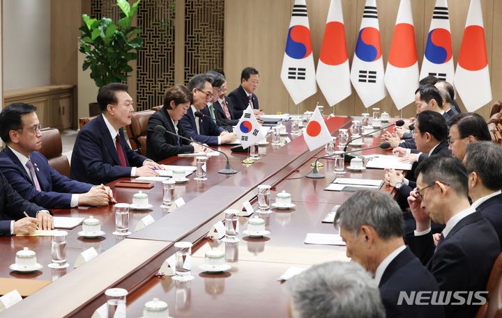 [서울=뉴시스] 전신 기자 = 윤석열 대통령이 26일 서울 용산 대통령실 청사에서 열린 한일 정상회담에서 발언하고 있다. (대통령실통신사진기자단) 2024.05.26. photo1006@newsis.com