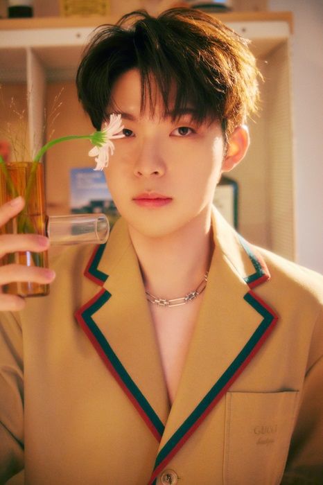 [서울=뉴시스] 가수 범진. (사진=JMG 더블엑스엔터테인먼트 제공) 2024.11.06 photo@newsis.com *재판매 및 DB 금지