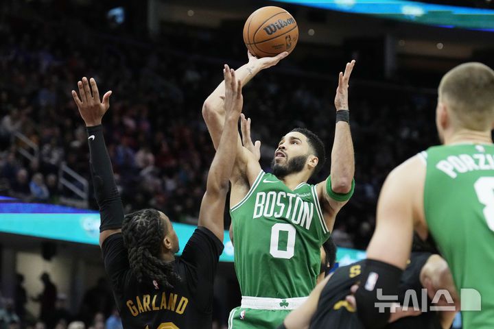 [클리블랜드=AP/뉴시스] 미국프로농구(NBA) 보스턴 셀틱스의 제이슨 테이텀. 2025. 2. 4.