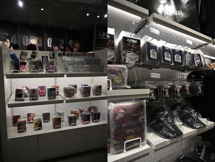 [도쿄=뉴시스] 윤정민 기자 = 일본 도쿄 라인프렌즈 스퀘어 시부야에서 운영 중인 네이버웹툰(라인망가) '입학용병' 팝업스토어 '완벽한 용병'. 2025.02.12. alpaca@newsis.com *재판매 및 DB 금지