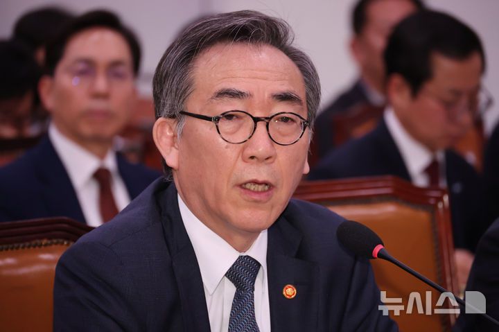 뉴시스