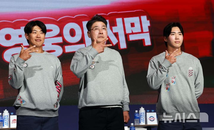 뉴시스