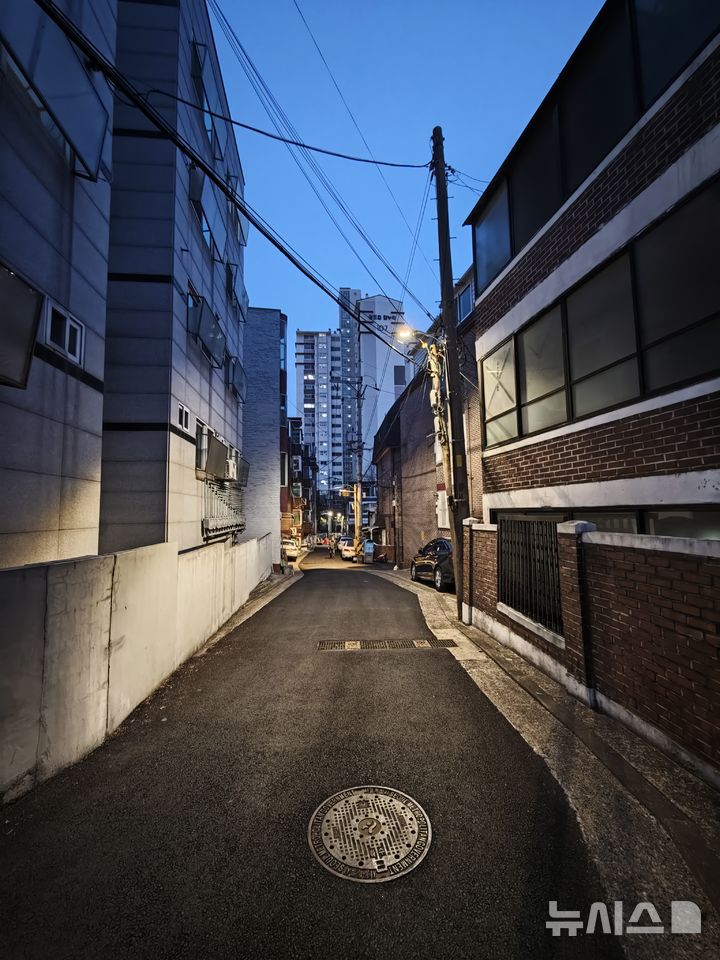 [서울=뉴시스] 샤오미15 울트라로 찍은 사진. 라이카 전용 필터 어센틱 모드를 기본 제공해 감성 있는 촬영을 지원한다.