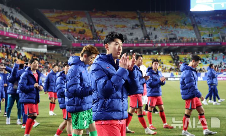 뉴시스