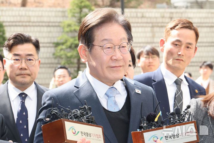 뉴시스