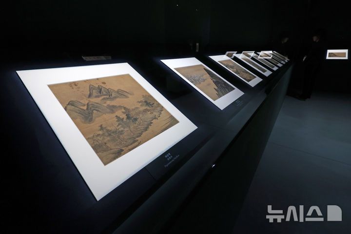 [용인=뉴시스] 박진희 기자 = 호암미술관 '겸재 謙齋 정선 鄭敾'전시 전경. 2025.03.31. pak7130@newsis.com