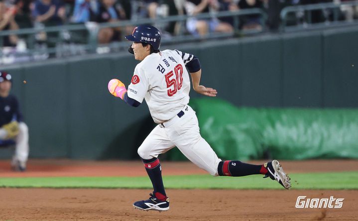 [서울=뉴시스] 프로야구 롯데 자이언츠의 김동혁. (사진= 롯데 자이언츠 제공) *재판매 및 DB 금지