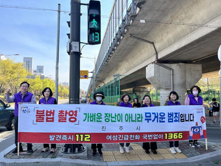 뉴시스