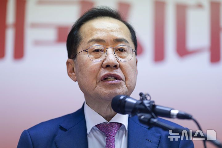뉴시스